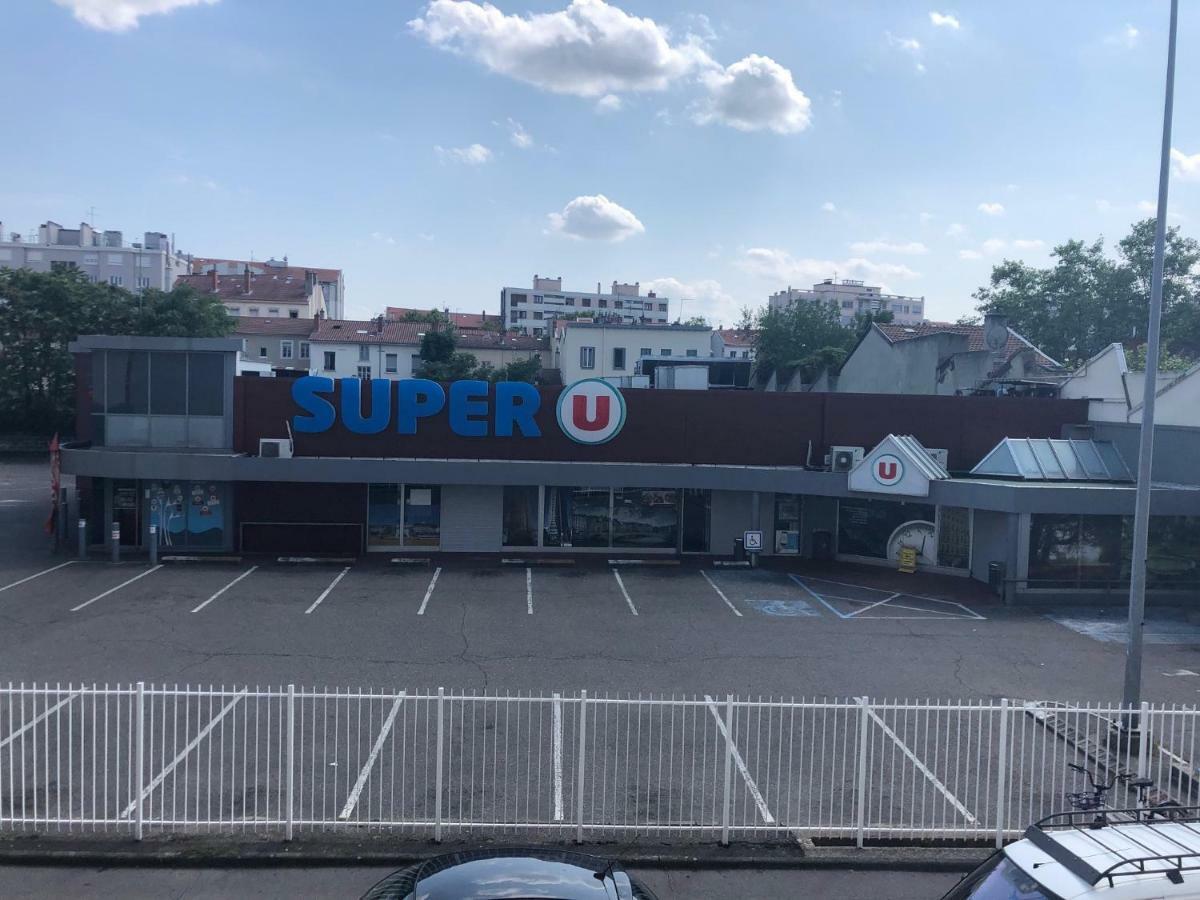 Le Charial Apartment Lyon Exterior photo